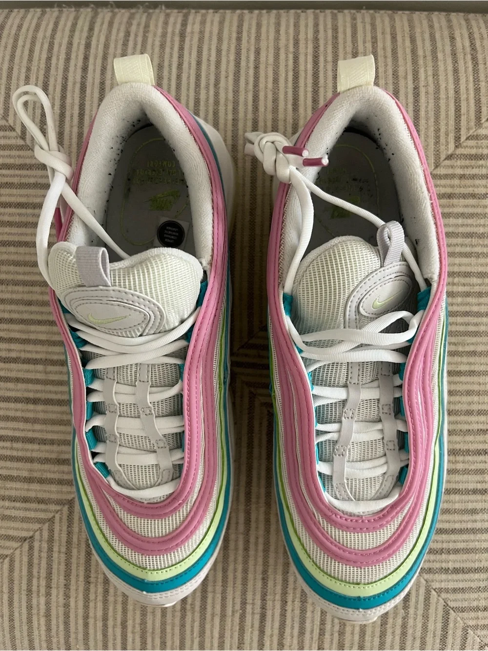 Nike women’s air